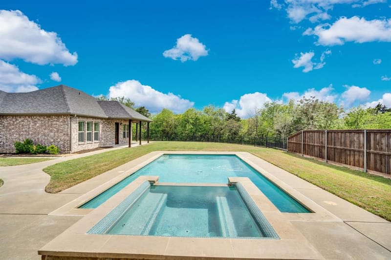 136 Sullivan Way, Waxahachie TX 75167 - Photo 3