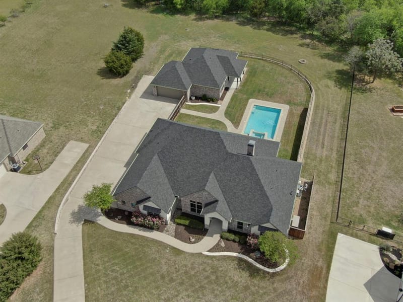 136 Sullivan Way, Waxahachie TX 75167