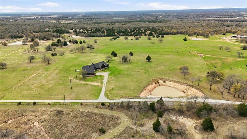 3988 Lake Valley Road, Sunset TX 76270 - Photo 32