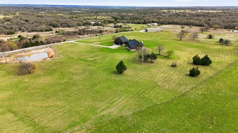 3988 Lake Valley Road, Sunset TX 76270 - Photo 35