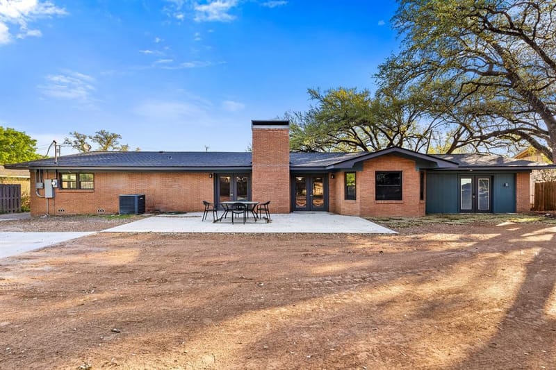2324 Wooded Acres Drive, Waco TX 76710 - Photo 36