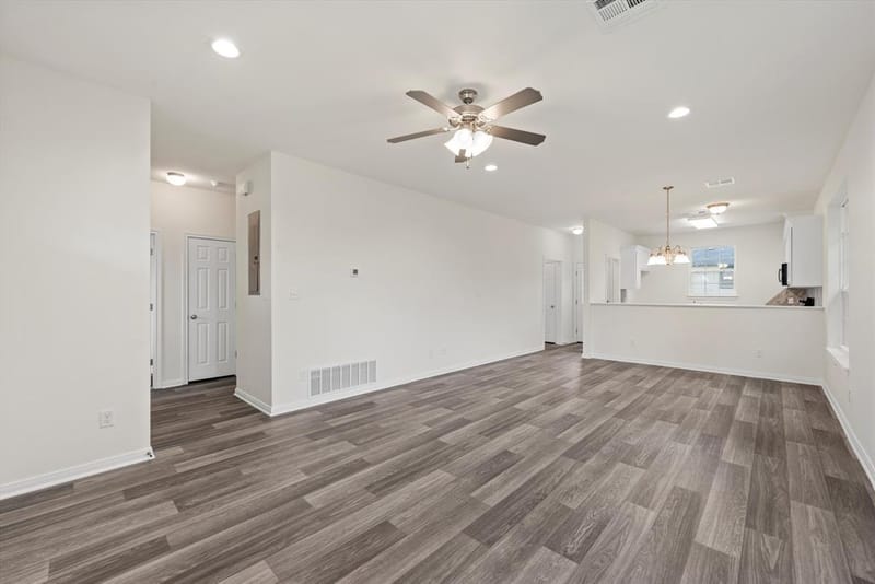 1325 N 11th Street, Waco TX 76707 - Photo 3