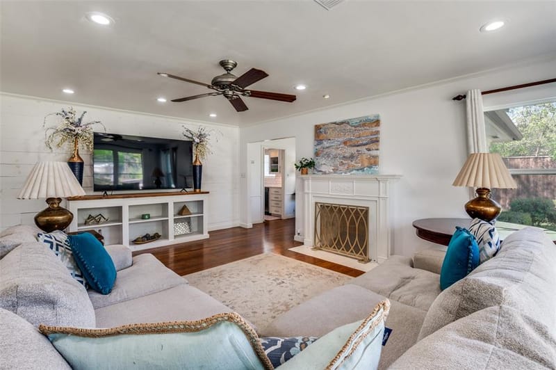 901 Bryson Street, Waxahachie TX 75165 - Photo 5