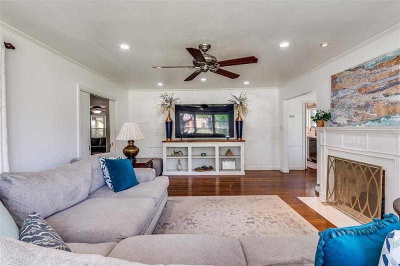 901 Bryson Street, Waxahachie TX 75165 - Photo 9