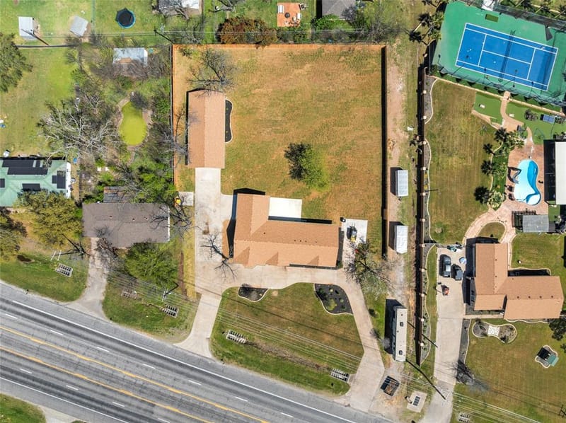 1404 S Robinson Drive, Robinson TX 76706 - Photo 33