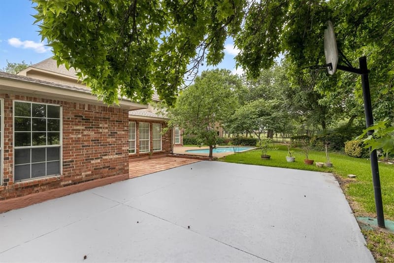 6010 Troon Circle, Garland TX 75044 - Photo 6