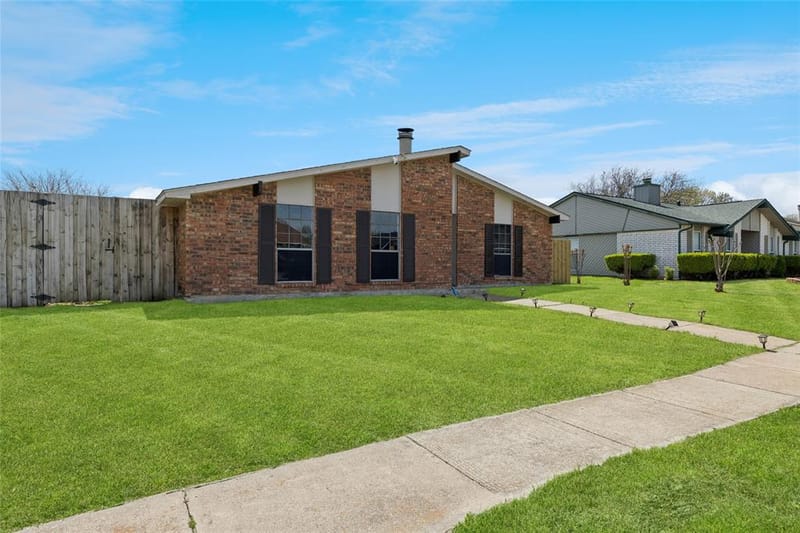 1905 Montana Trail, Grand Prairie TX 75052 - Photo 27