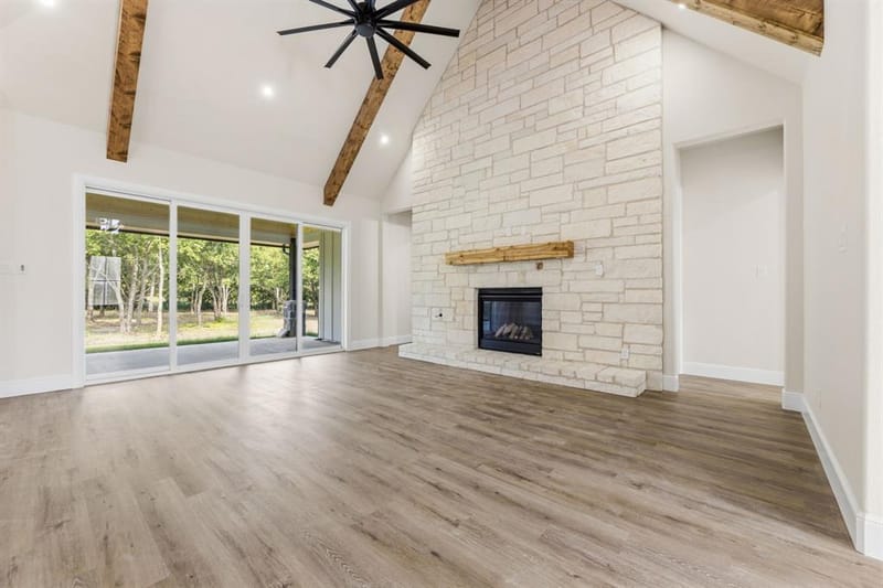 8505 Bronco Drive, Godley TX 76044 - Photo 6