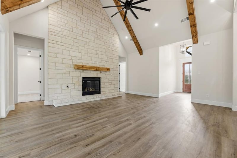 8505 Bronco Drive, Godley TX 76044 - Photo 7
