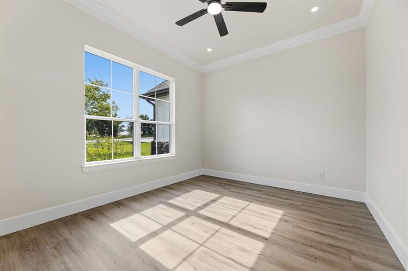 8505 Bronco Drive, Godley TX 76044 - Photo 4