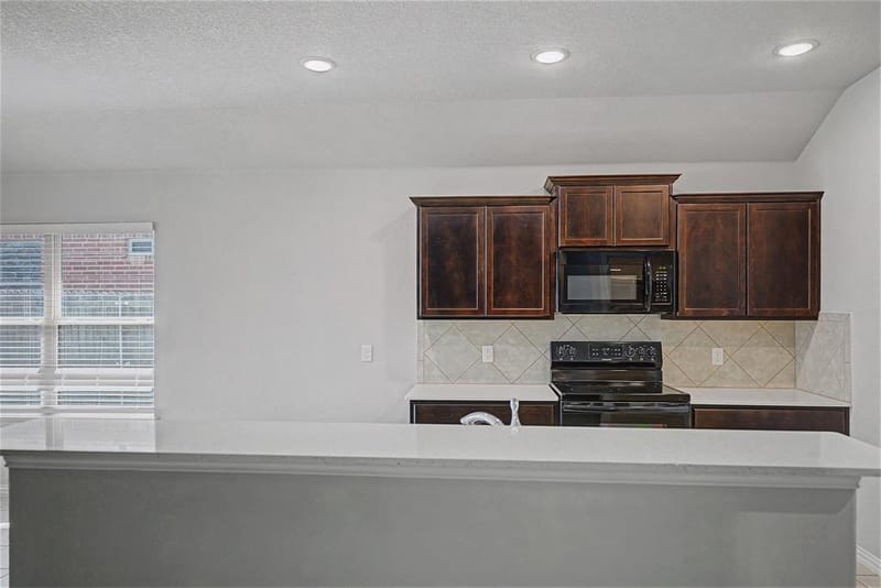 1827 College Street, Greenville TX 75401 - Photo 12