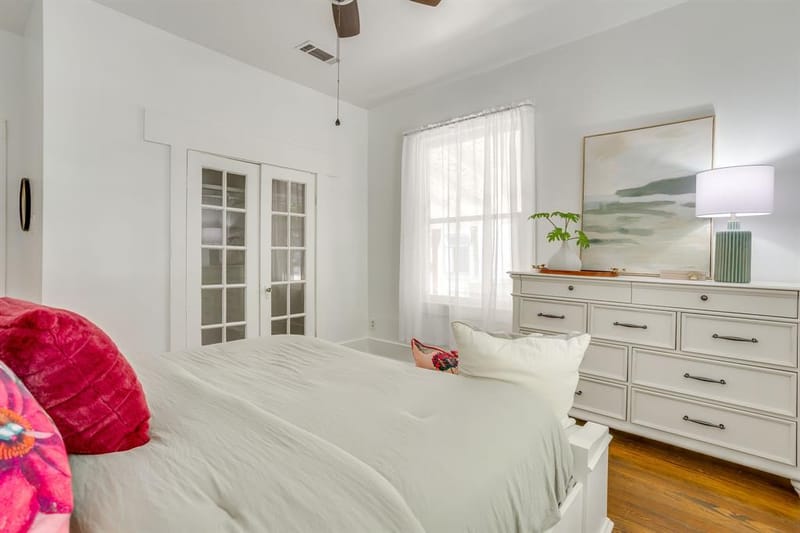 1014 W Arlington Avenue, Fort Worth TX 76110 - Photo 22