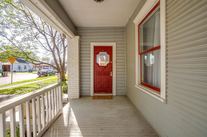 1014 W Arlington Avenue, Fort Worth TX 76110 - Photo 4