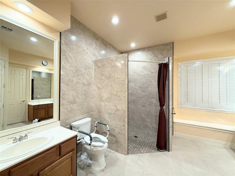 15031 Woodbluff Drive, Frisco TX 75035 - Photo 17