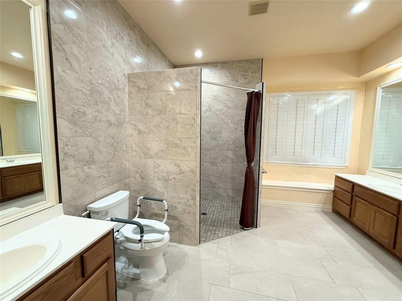 15031 Woodbluff Drive, Frisco TX 75035 - Photo 14