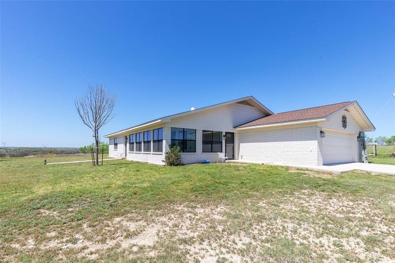 642 FM 3200, Comanche TX 76442 - Photo 3