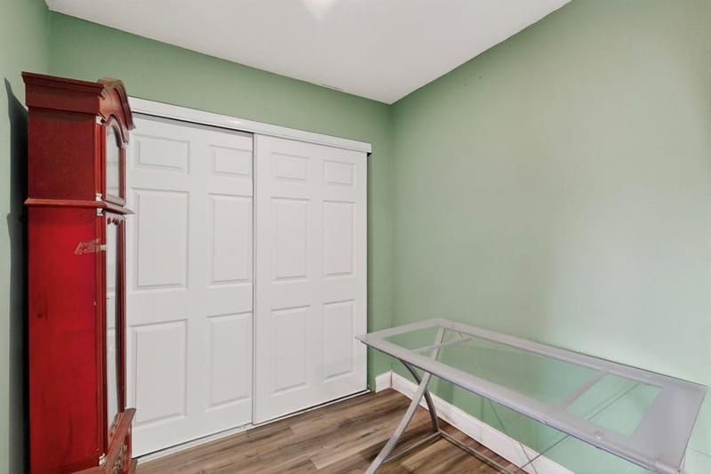 9805 Grady Lane, Dallas TX 75217 - Photo 22