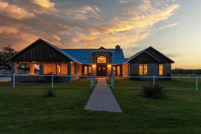 404 Private Road 1562, Stephenville TX 76401