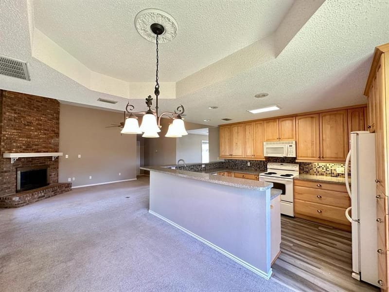 7217 Montego Drive, Rowlett TX 75089 - Photo 3