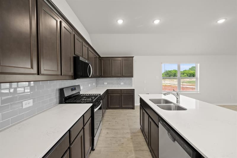 2833 Hay Lane, Midlothian TX 76065 - Photo 6