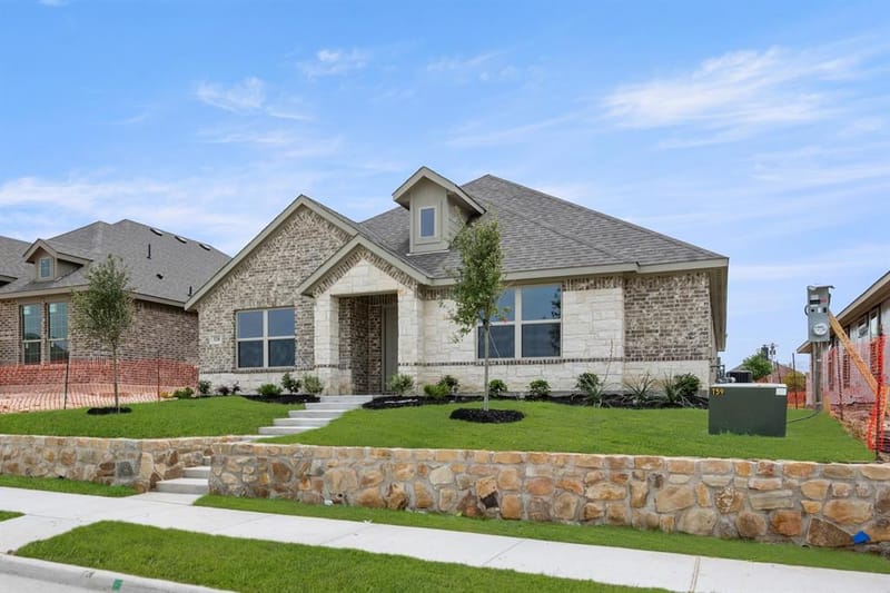 328 Dairy Way, Midlothian TX 76065 - Photo 2