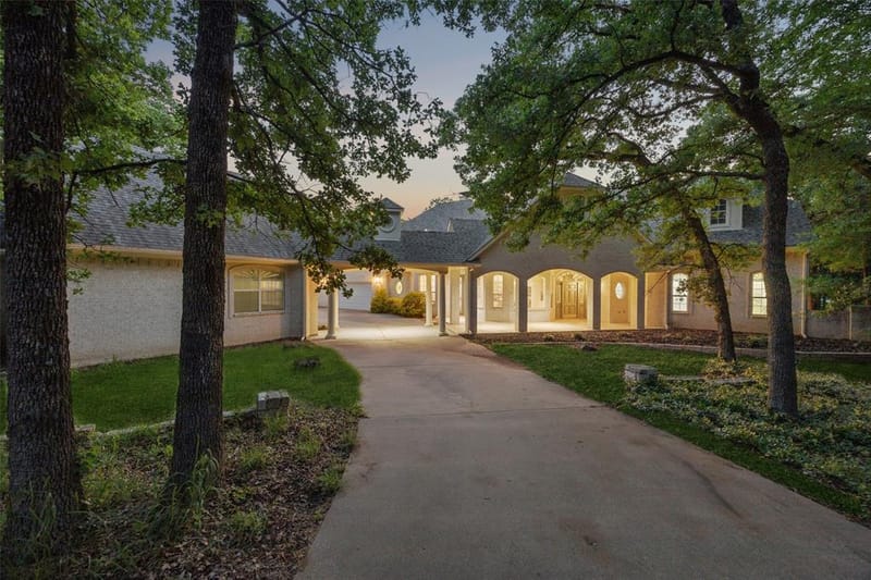 10984 Stagecoach Pass, Pilot Point TX 76258 - Photo 4