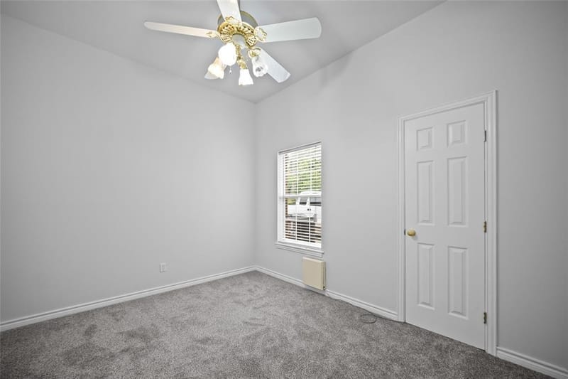 12020 Younger Court, Azle TX 76020 - Photo 31