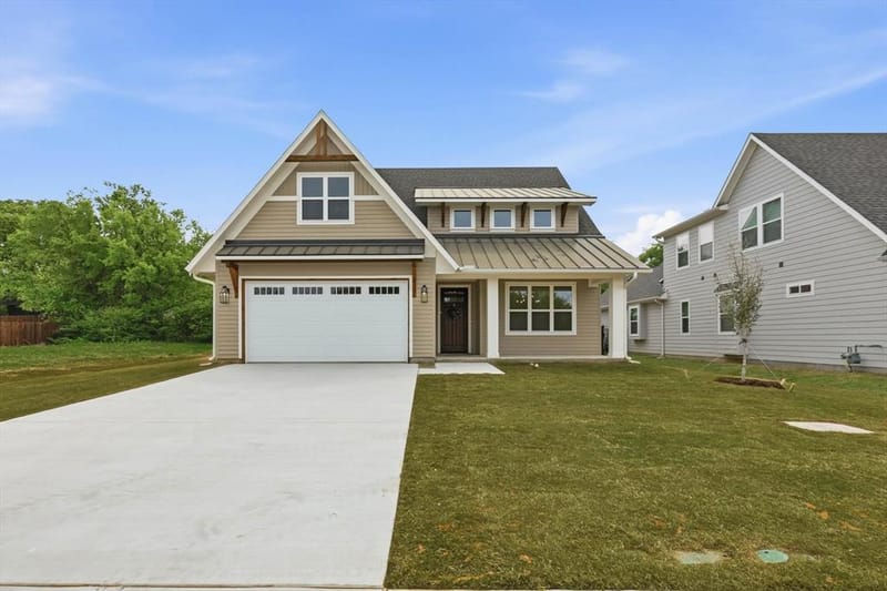 216 Village Way, Argyle TX 76226