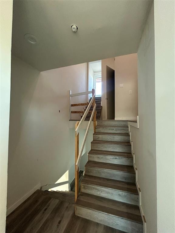1401 Seegar Street, Dallas TX 75215 - Photo 6