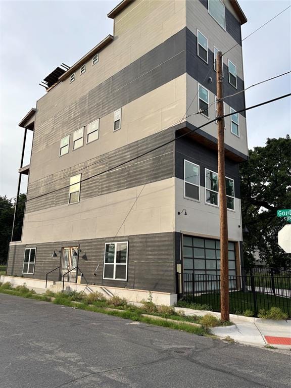 1401 Seegar Street, Dallas TX 75215