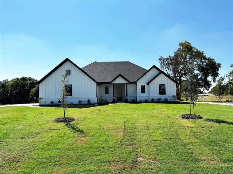 1098 Silver Sage Trail, Weatherford TX 76085
