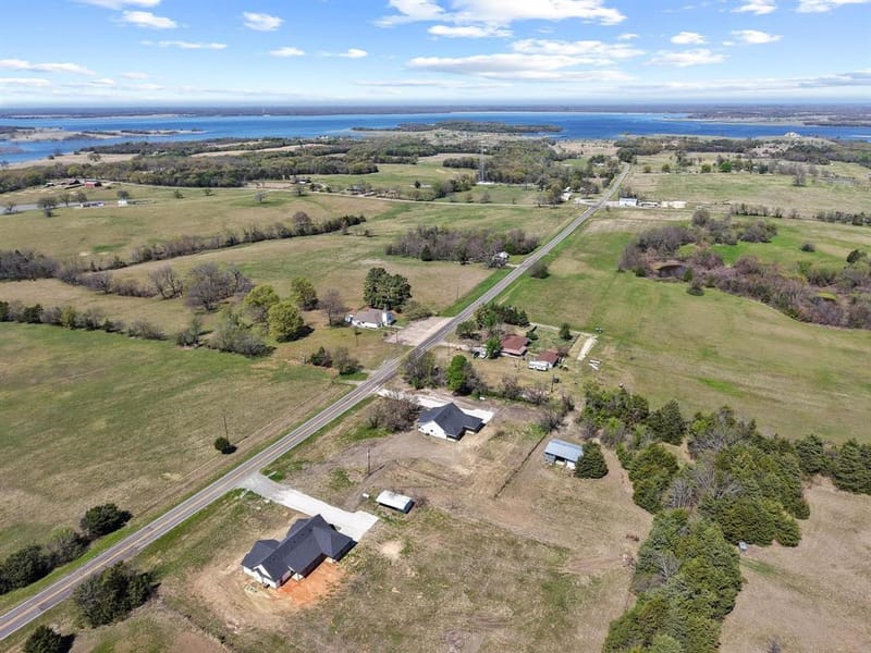 14419 FM 1396 E, Windom TX 75492 - Photo 2