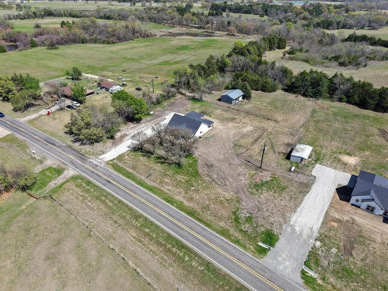 14419 FM 1396 E, Windom TX 75492 - Photo 5