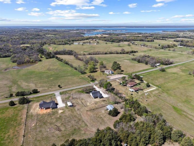 14419 FM 1396 E, Windom TX 75492 - Photo 9