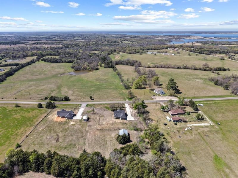 14419 FM 1396 E, Windom TX 75492 - Photo 10