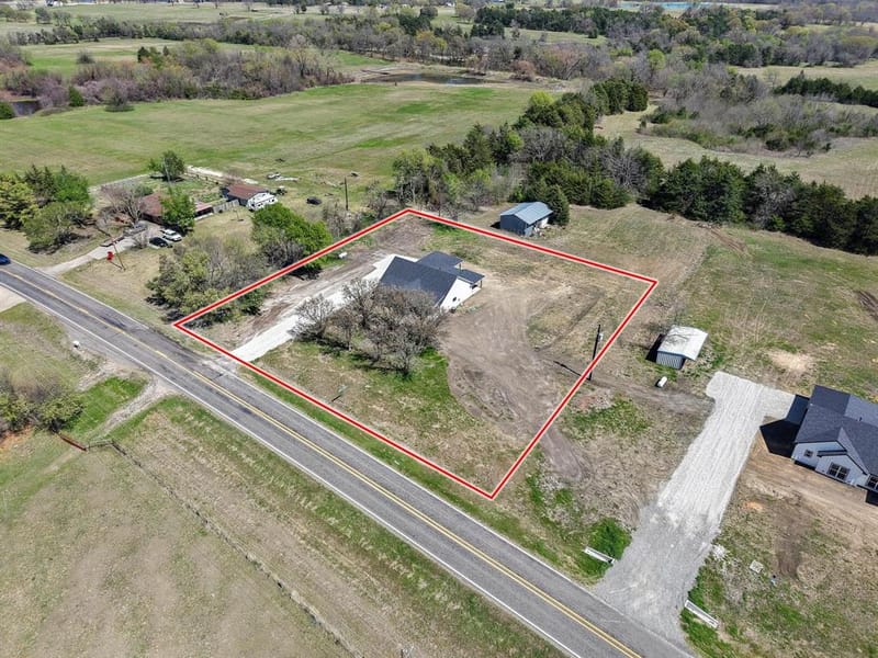 14419 FM 1396 E, Windom TX 75492 - Photo 4