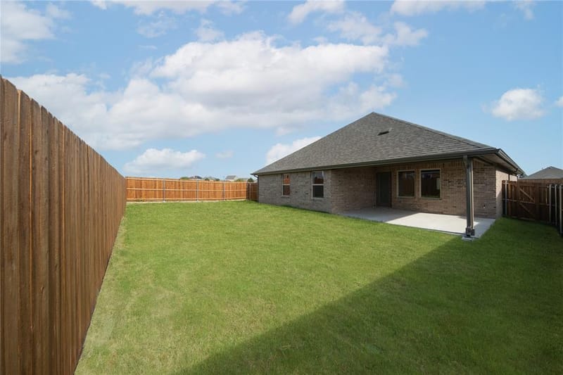 3144 Patrinia Street, Royse City TX 75189 - Photo 2