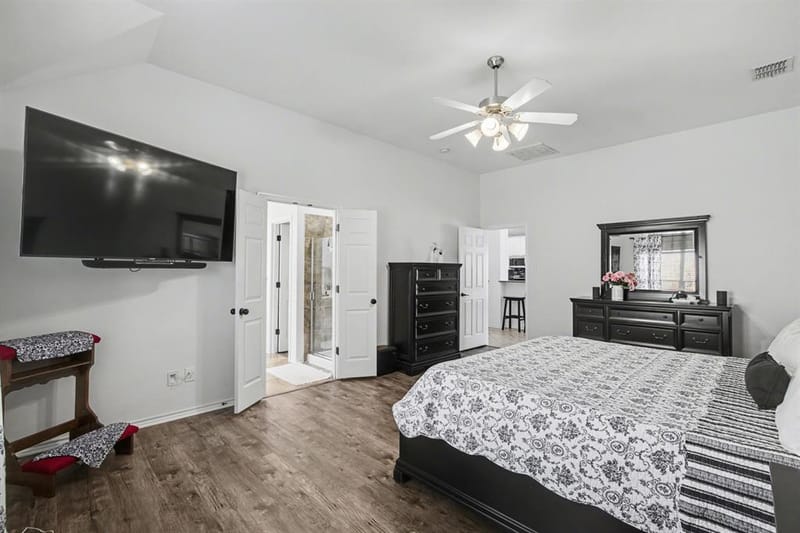 7924 Branch Hollow Trail, Fort Worth TX 76123 - Photo 12