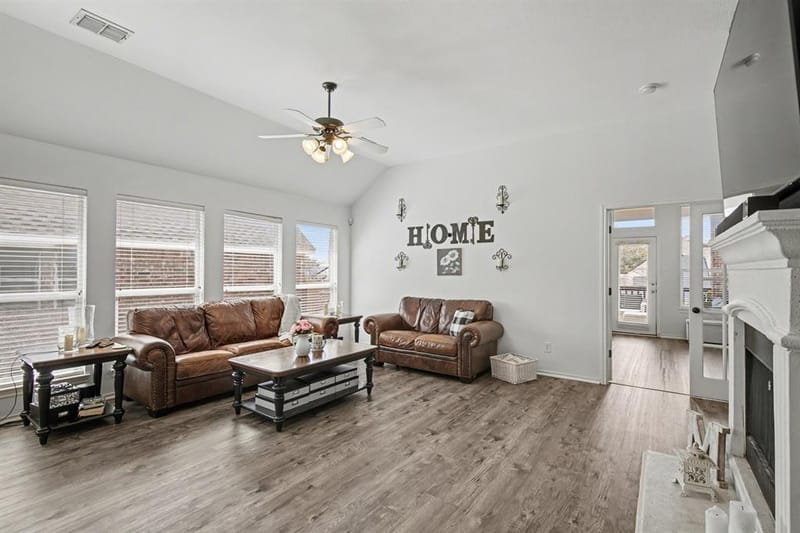 7924 Branch Hollow Trail, Fort Worth TX 76123 - Photo 9