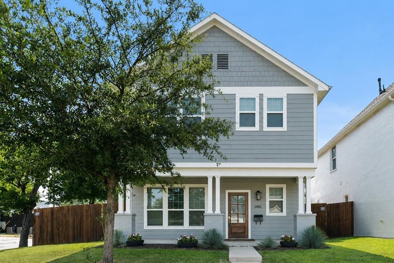 2801 Livingston Avenue, Fort Worth TX 76110