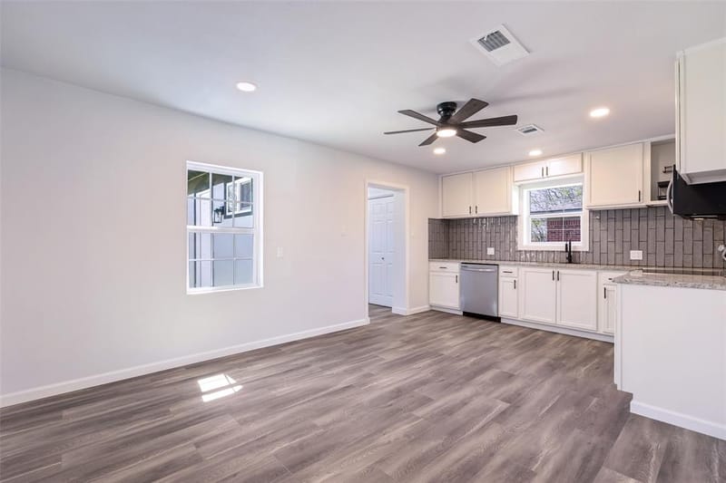 1706 E Garnett Street, Gainesville TX 76240 - Photo 10