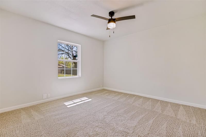 1706 E Garnett Street, Gainesville TX 76240 - Photo 14