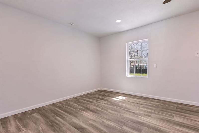 1706 E Garnett Street, Gainesville TX 76240 - Photo 15