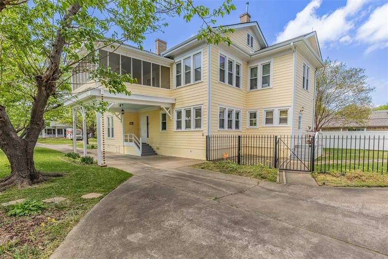1017 N Woods Street, Sherman TX 75092 - Photo 36