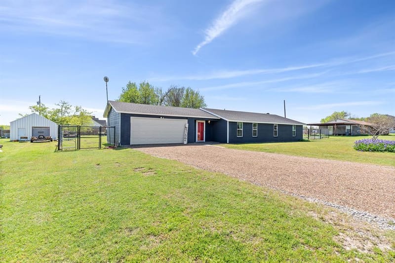 108 Paige Street, Weatherford TX 76088 - Photo 33