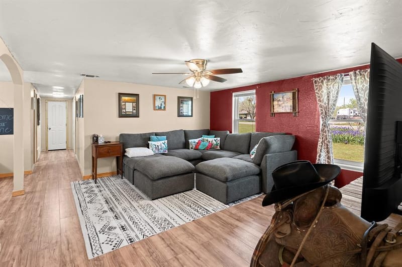 108 Paige Street, Weatherford TX 76088 - Photo 8