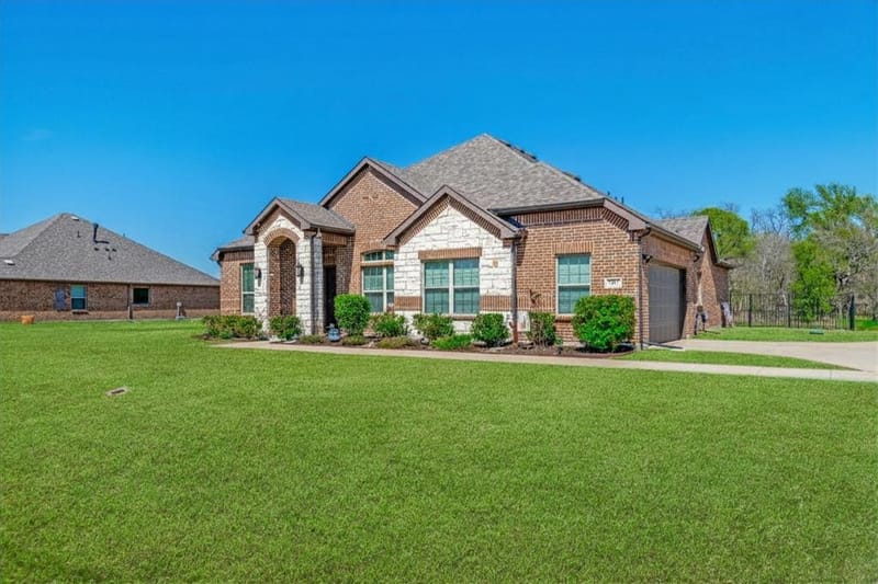 747 Hickory Lane, Royse City TX 75189 - Photo 2