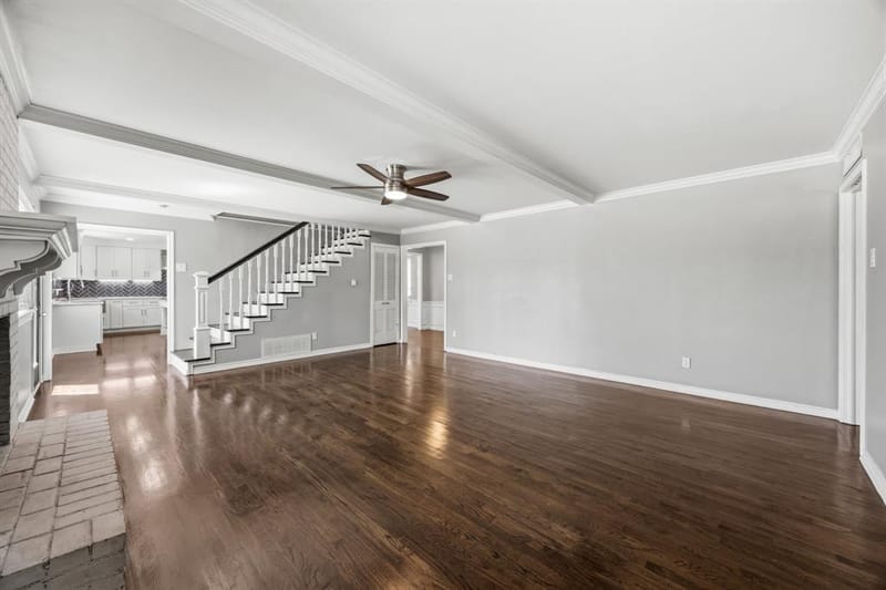 1636 W Red Bird Lane, Dallas TX 75232 - Photo 9