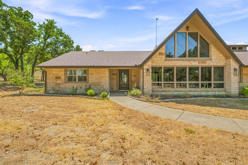 230 Private Road 2174, Decatur TX 76234