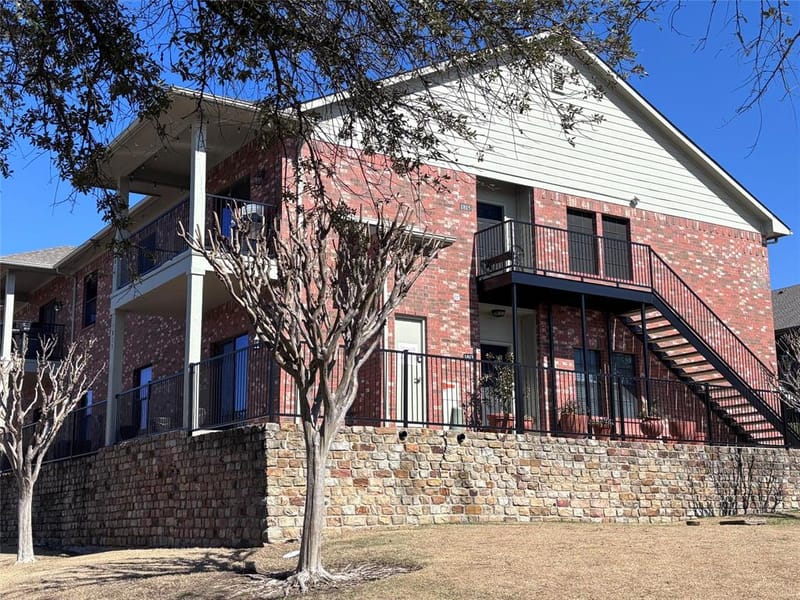 1815 Signal Ridge Place, Rockwall TX 75032 - Photo 2